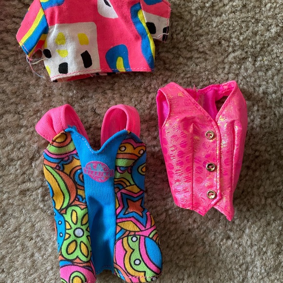 Barbie Bundle 💓 - Picture 4 of 7